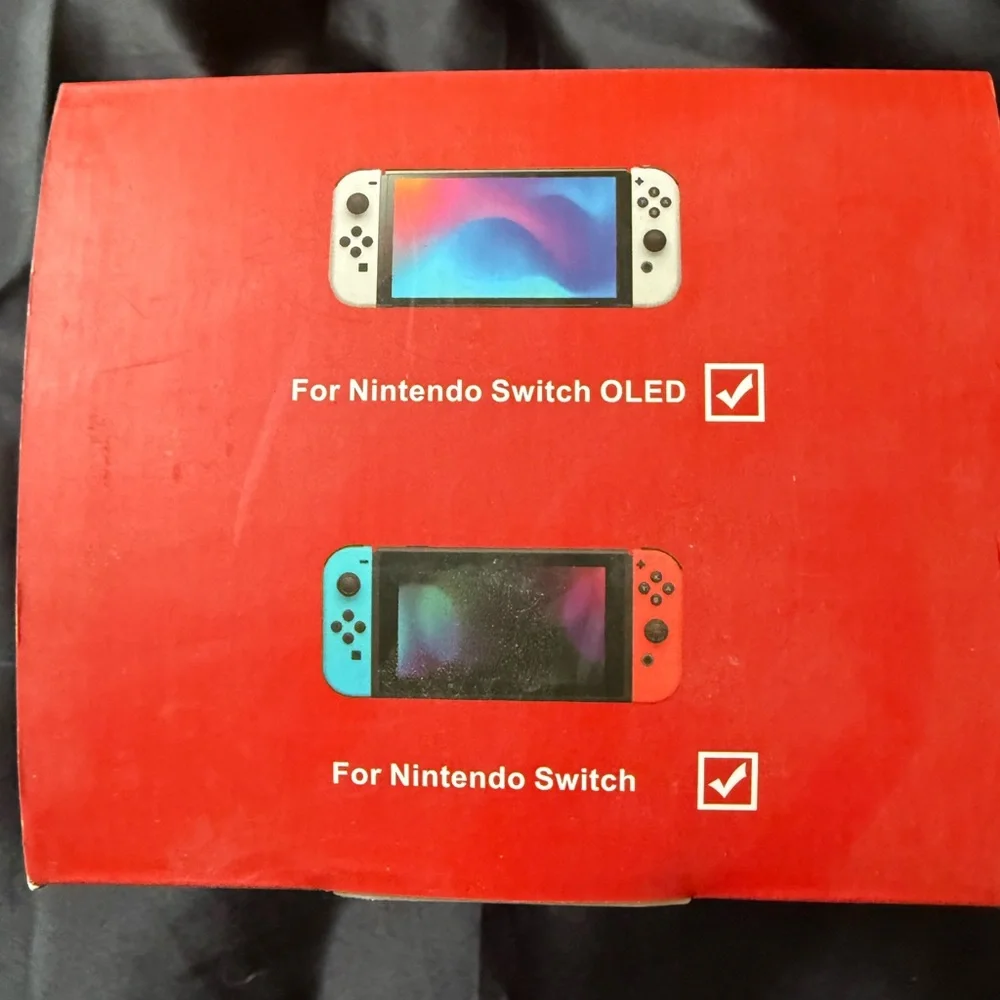 Red and Blue Smartphone VR Headset